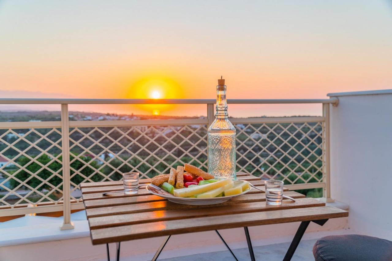 Villa Estella With Pool, Children Area, Bbq & Magnificent Views! *